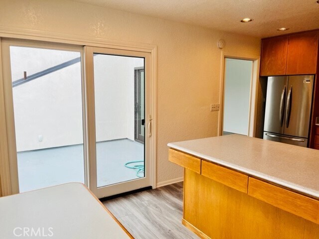 Building Photo - 638 3rd St