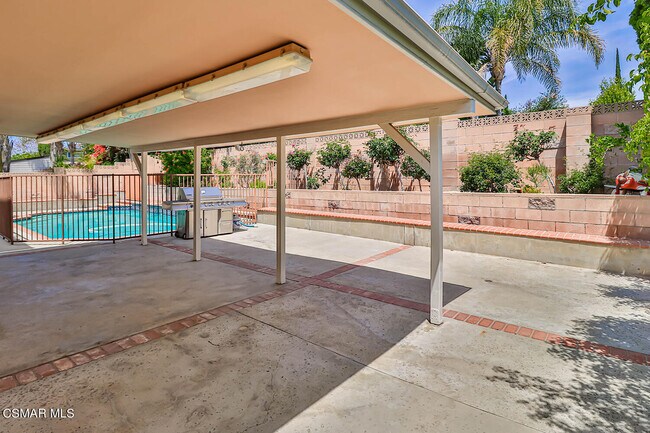 Building Photo - 19051 Los Alimos St