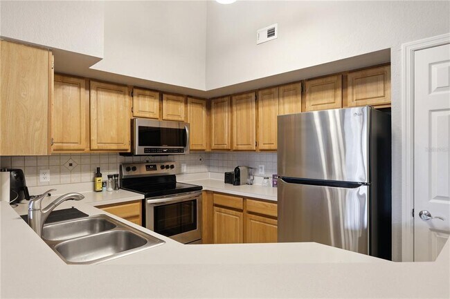 Building Photo - 13001 Mulberry Park Dr
