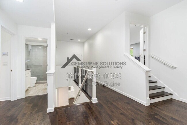 Building Photo - 6343 Wildwood Dr