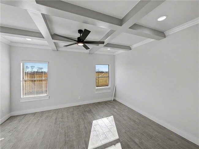 Building Photo - 6905 SW Basswood Ave