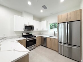 Building Photo - 30127-30127 Avenida Juarez