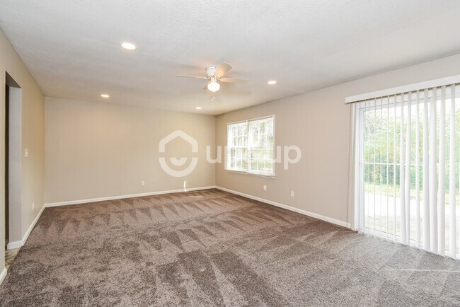 Building Photo - Fantastic 4bd/2.5ba home! Coming soon!