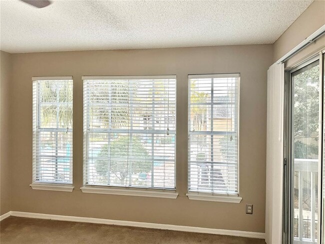 Building Photo - 1055 S Hiawassee Rd