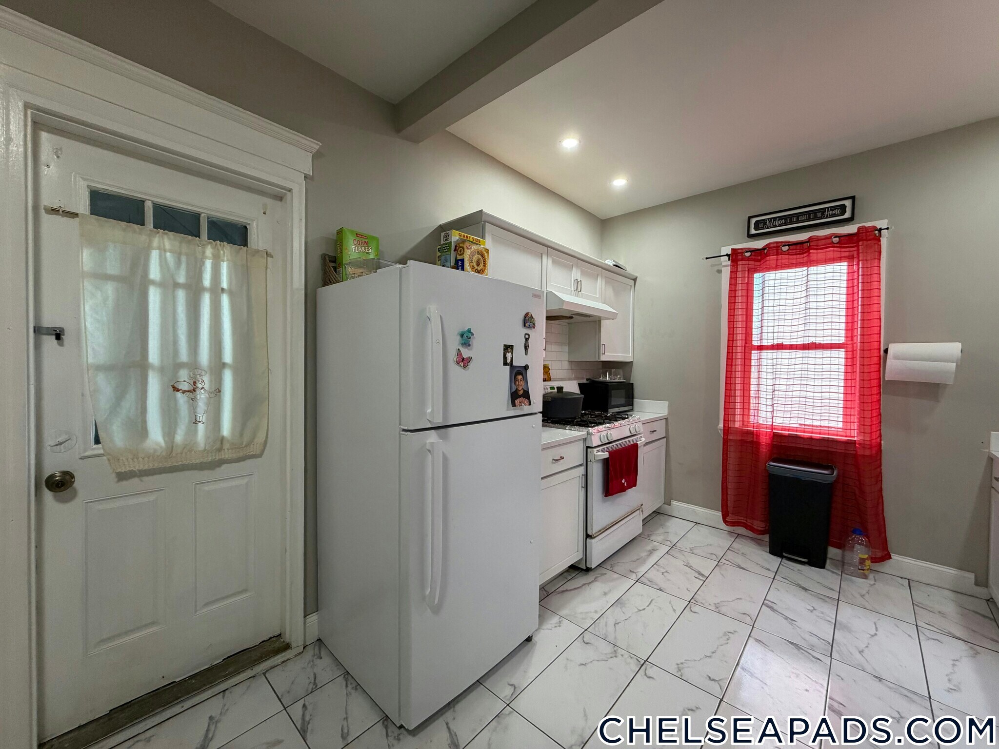 Building Photo - 4 Lafayette Ave