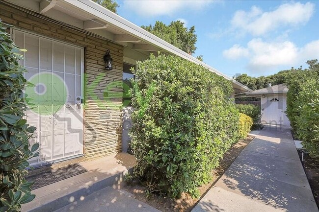 Building Photo - 6705 Greenback Ln
