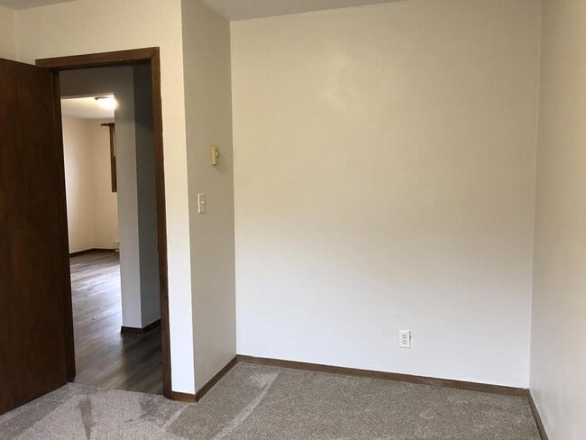 Building Photo - 5693 Whispering Way