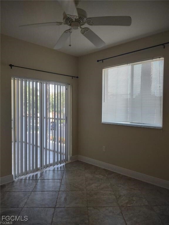 Building Photo - 6361 Aragon Way