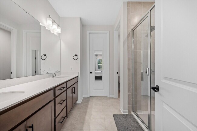 Building Photo - "Spacious 3-Bed Townhouse  with 2.5 Baths at 217 Brooks Springs Drive, Fort Mill!"