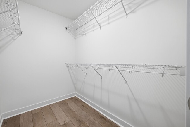 Building Photo - 21169 Baileys Ln