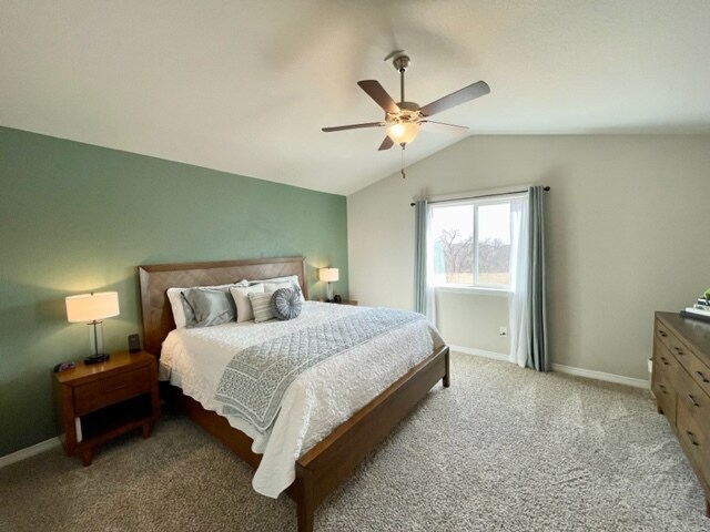 Master Bedroom - 5423 Hammond Dr