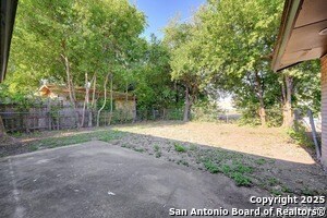Building Photo - 2105 Darwin Dr