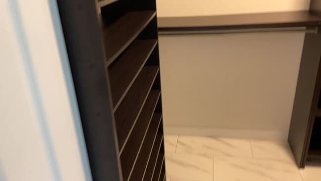 Building Photo - Large 2nd Floor Studio in Quiet Sandwich (Forestdale) Neighborhood