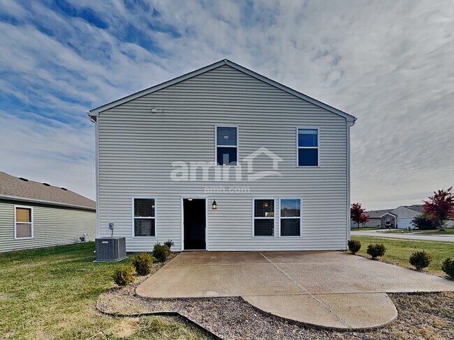 Building Photo - 3230 Brandenburg Dr