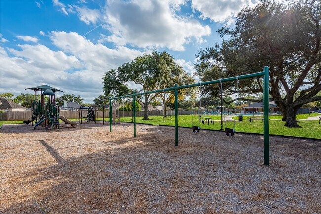 Building Photo - 5115 Cherrywood Ct