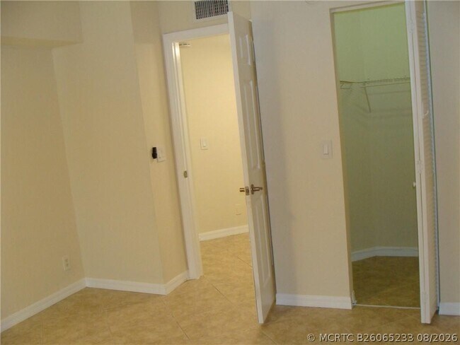 Building Photo - 4245 S 57th Ave