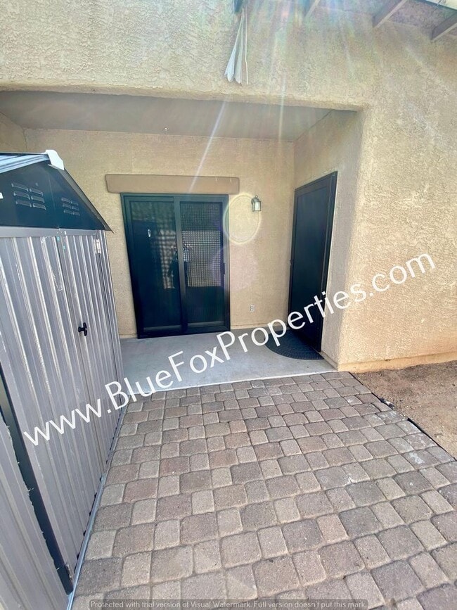 Building Photo - 1365 E Zulema Loop