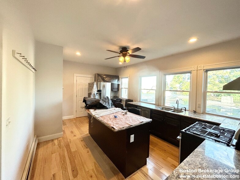 Building Photo - 3 Mount Vernon St