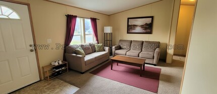 Building Photo - 3 Bed 2 Bath Modular house