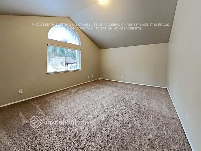 Building Photo - 5802 65th Ave W