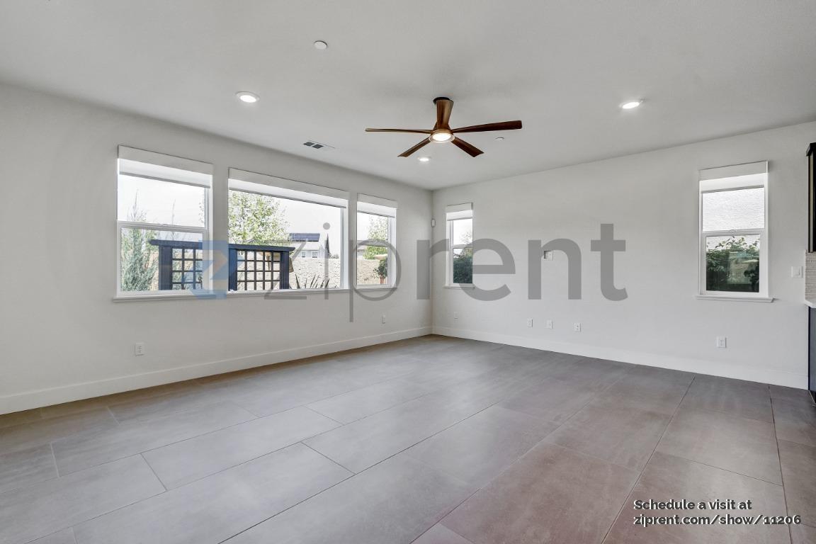 Building Photo - 7150 Kirigin Way