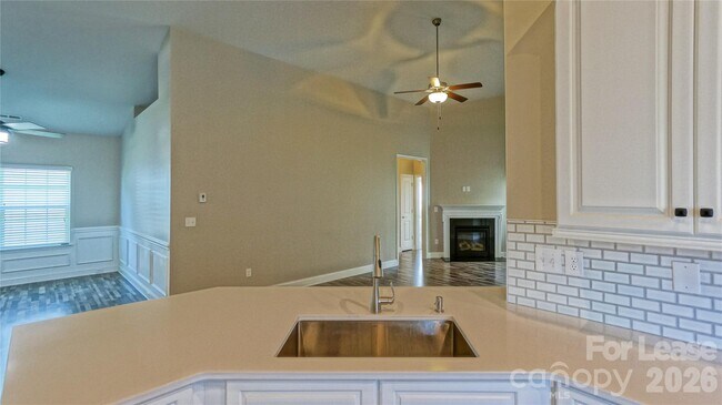 Building Photo - 108 Bunker Hill Ln