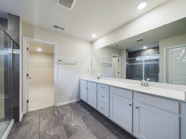 Building Photo - 3040 Whipcord Dr