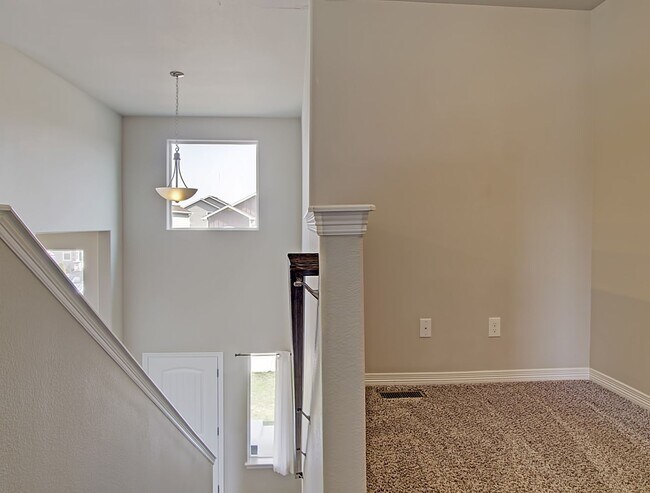 Building Photo - 10801 Saco Dr