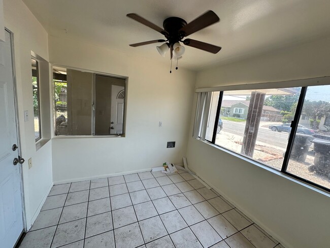 Building Photo - House Extremely Close to Campus!! Massive ...