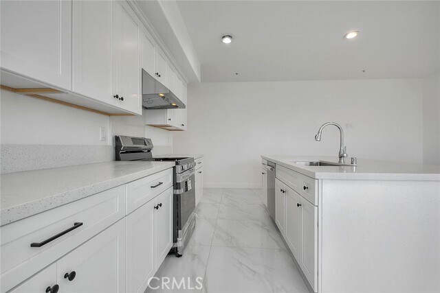 Building Photo - 7341 9th St