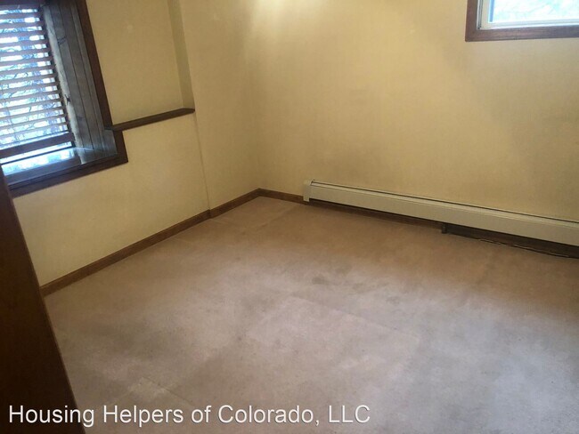 Building Photo - 3 br, 3 bath House - 2754 Lee Hill Drive