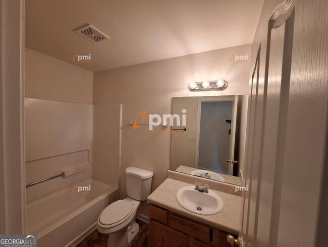 Building Photo - 6651 Breckenridge Dr