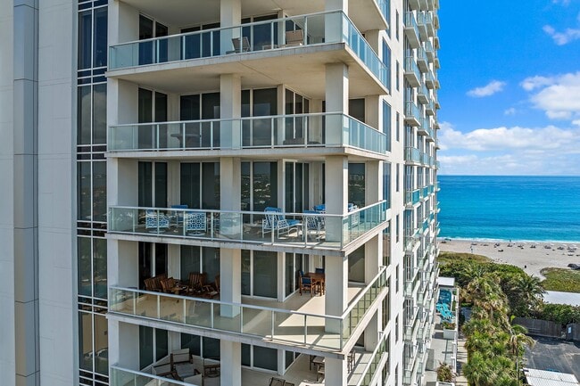 Building Photo - Vistablue Ultra Luxury Oceanfront Condo. 3 bed 3 bath. Singer Island.