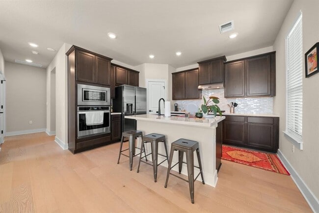 Building Photo - 8417 Laughlin Ln