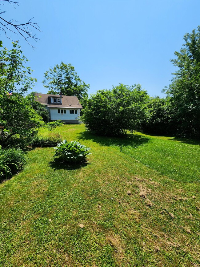 Building Photo - 71 14th St