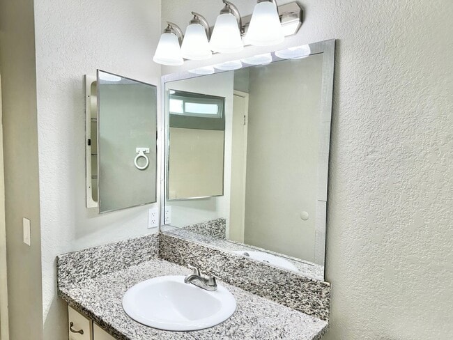 Building Photo - COMING SOON!! Comfortable and Spacious 3 b...