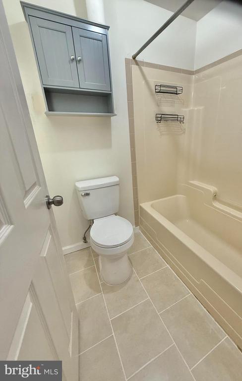 Building Photo - 8349 Windfall Rd