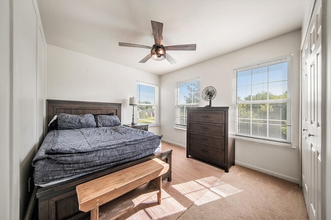 Building Photo - 403 Pembroke-