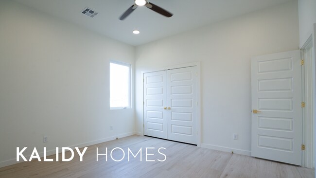 Building Photo - 605 N Idaho Ave