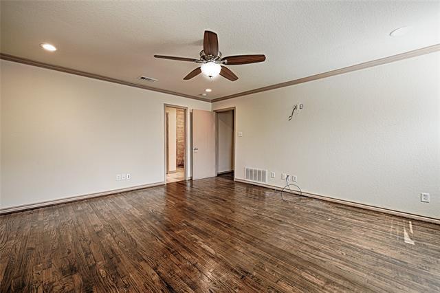Building Photo - 6640 Friendsway Dr