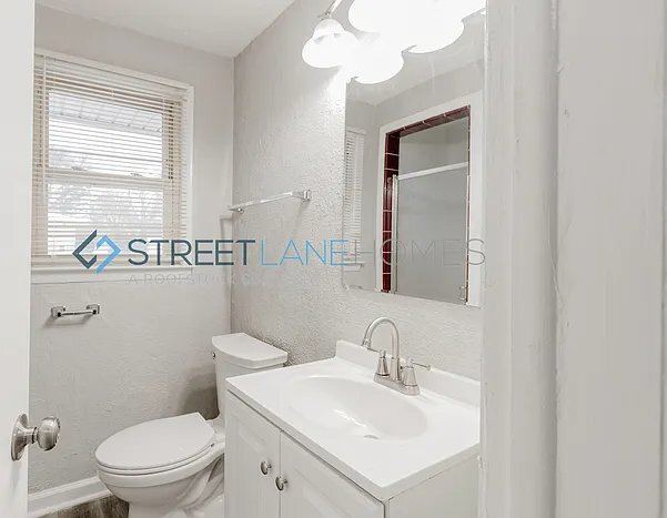 Building Photo - 2608 Marsha Dr