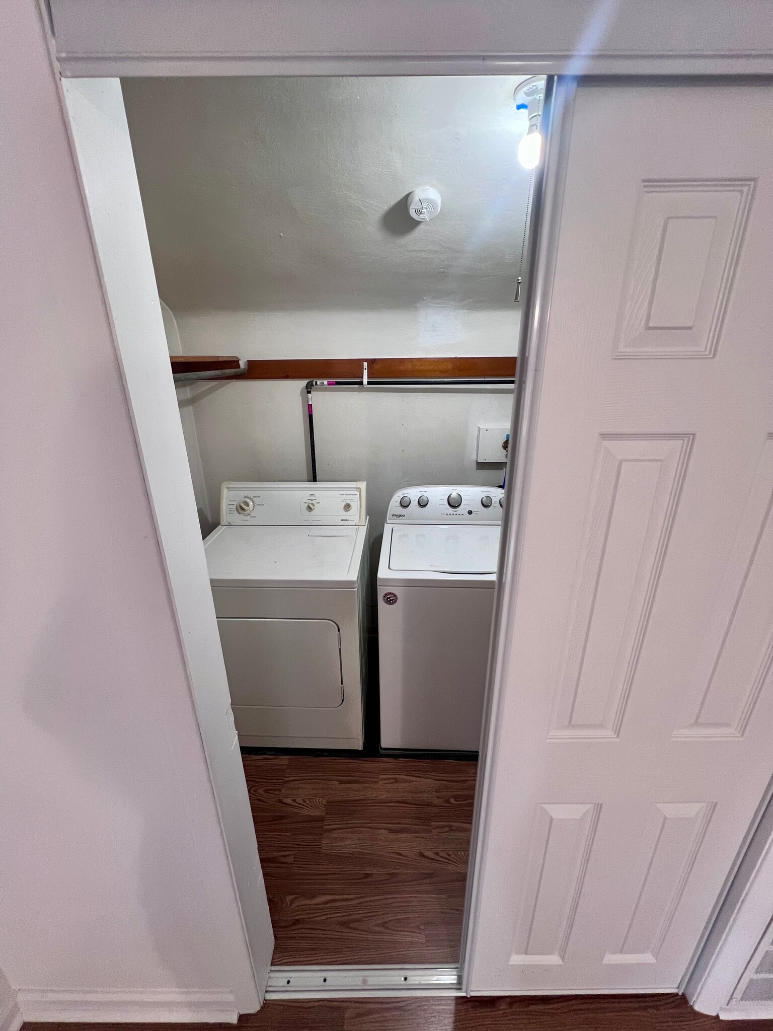 Laundry - 2612 Louisiana Ave