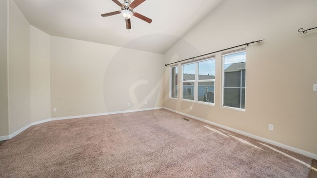 Building Photo - Immaculate Rancher in Spring Creek Neighbo...