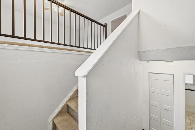 Building Photo - $2,145.95 with $300 off the first month's rent, 4 Beds - 2 Bath, Single Family Home in Colorado S...