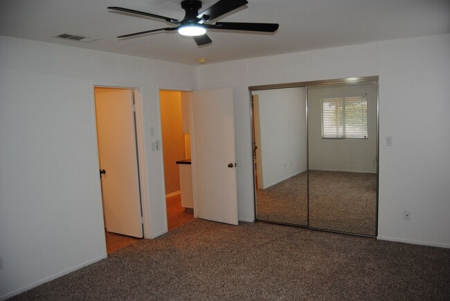 Building Photo - 4739 Shadow Stone St