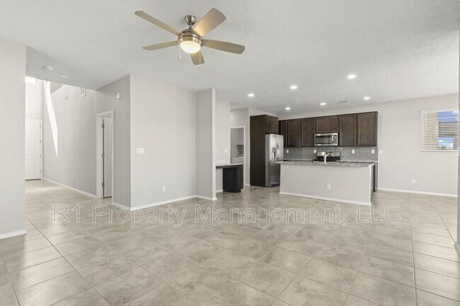 Building Photo - 5643 Linq Place Northeast