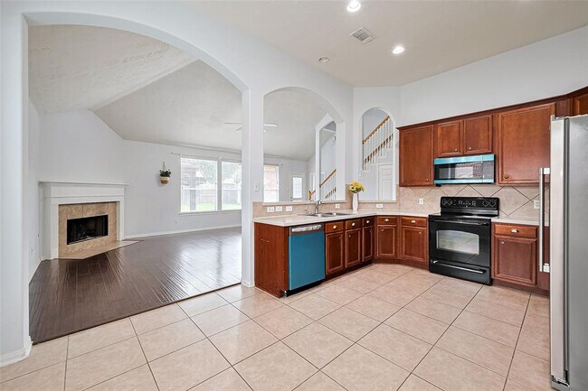 Building Photo - 24730 Blane Dr