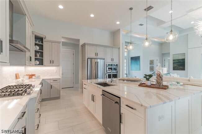 Building Photo - 6051 Plana Cays Dr