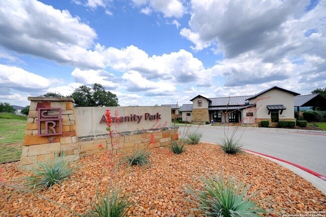 Building Photo - 32231 Escarole Bnd