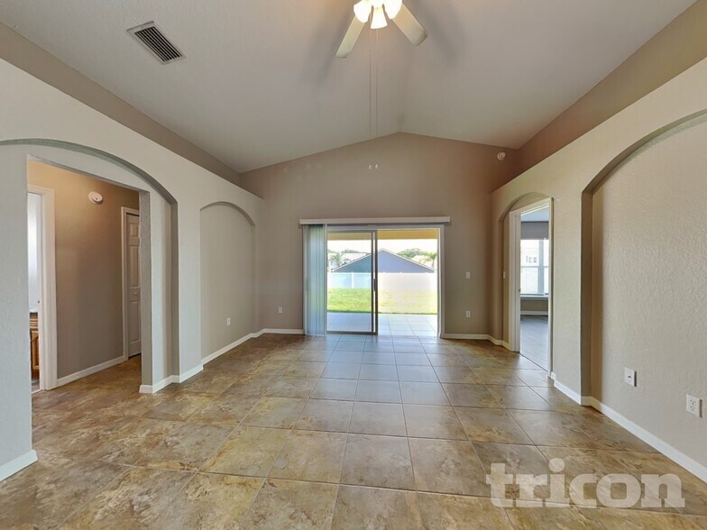 Building Photo - 569 Cody Caleb Dr
